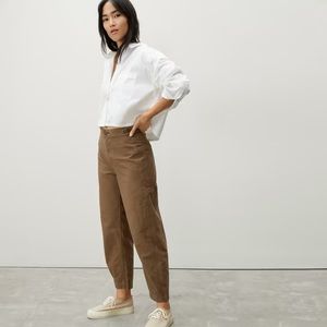 The Fatigue Barrel Pant by Everlane, Size 6, Walnut